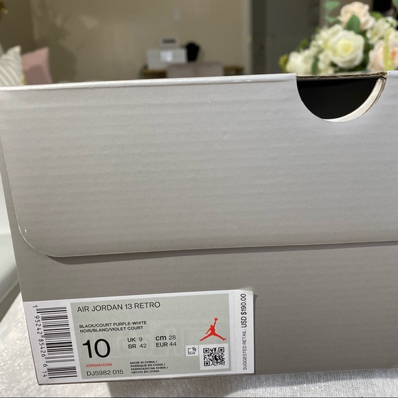 Men's Jordan 13 Retro "Court Purple" Black/Court Purple-White (DJ5982 015). - Picture 7 of 9